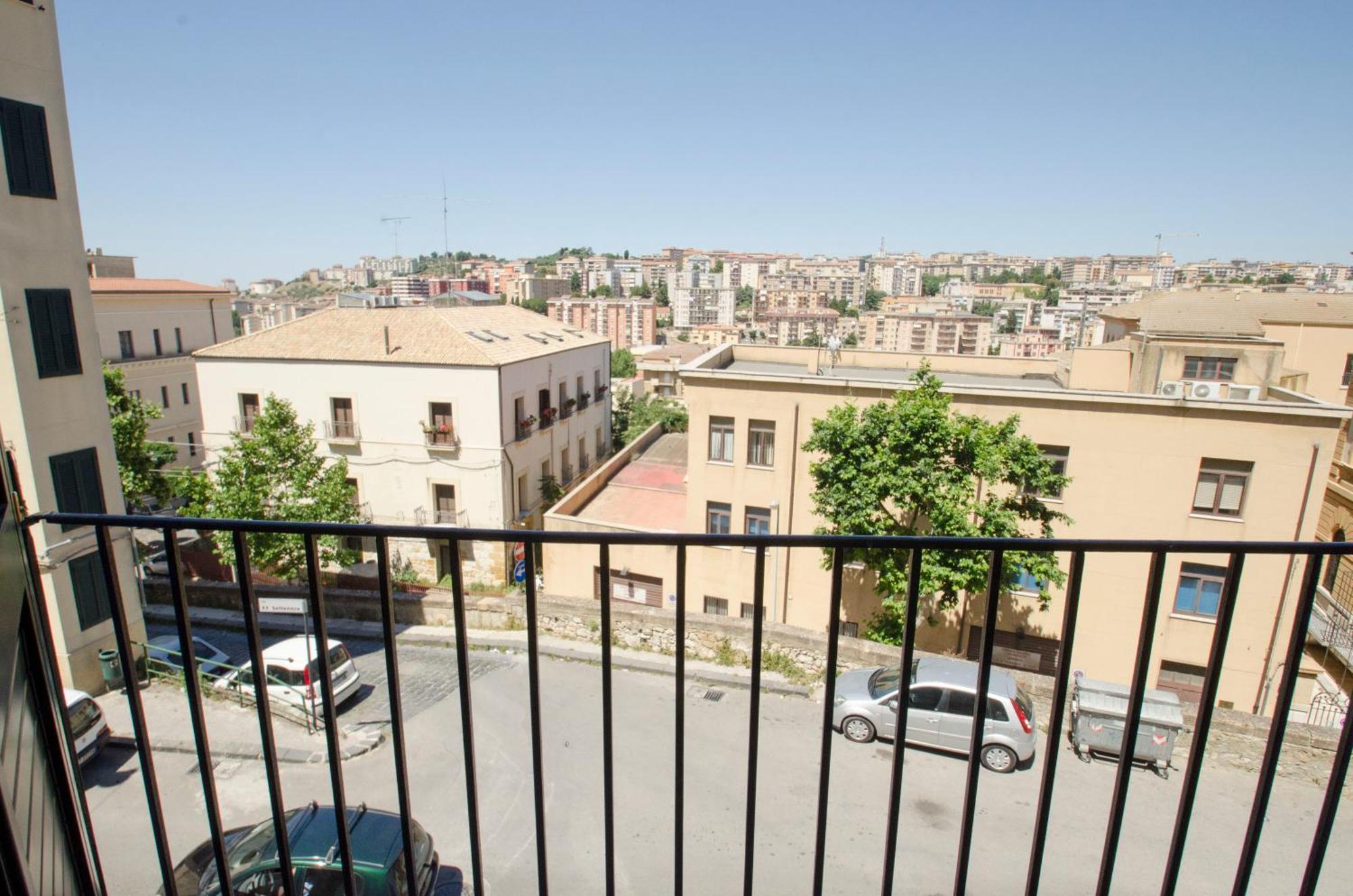 Antico Rione Bed & Breakfast Caltanissetta Exterior photo
